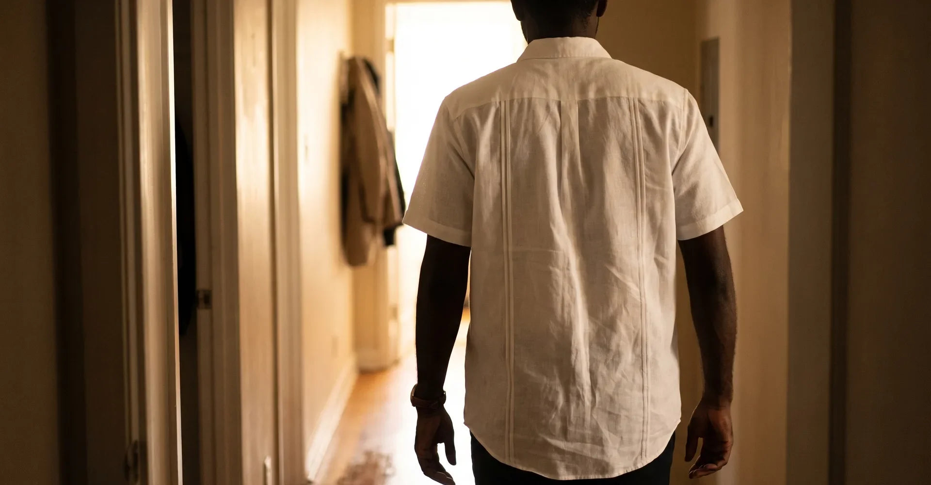 What a Back Pleat Does in a Mens Shirt