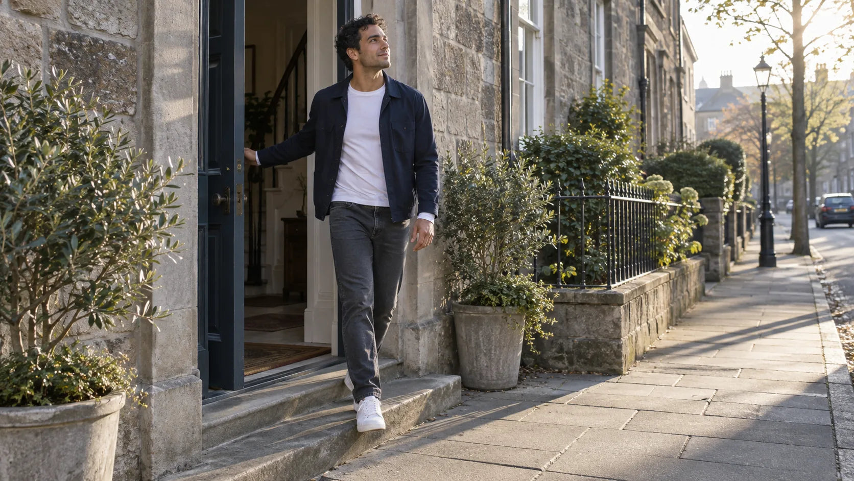 What to Wear in 50-60 Degree Weather: A Men's Layering Guide