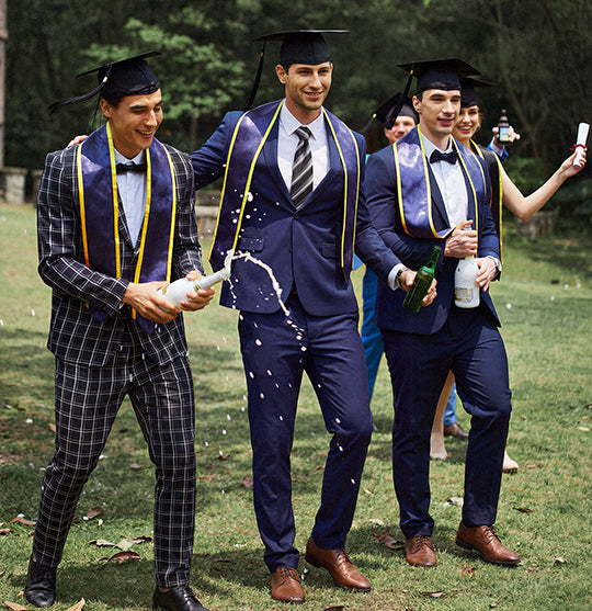 What to Wear as a Guest at a Graduation 2026