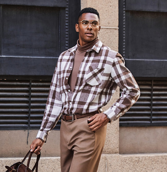 What Shirt to Wear with Linen Pants?