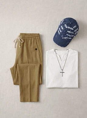 SHOP THE ENTIRE LOOK >