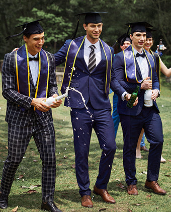 What to Wear as a Guest at a Graduation 2026