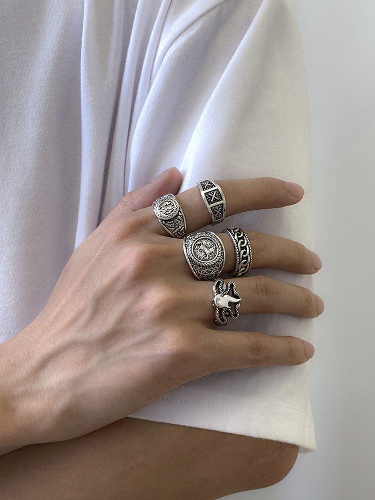 Retro Totem Design 5 Pcs Ring Set